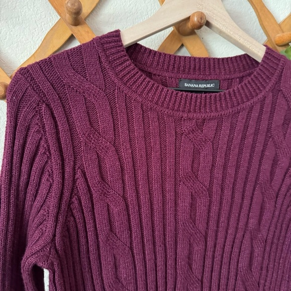 BANANA REPUBLIC | Maroon Long Sleeve Sweater NWT Size Medium - Picture 2 of 16
